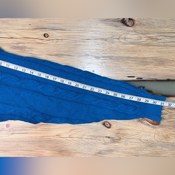 Vintage Weekends Cable Knit Preppy Collegiate Style V-neck Sweater - Picture 10 of 10